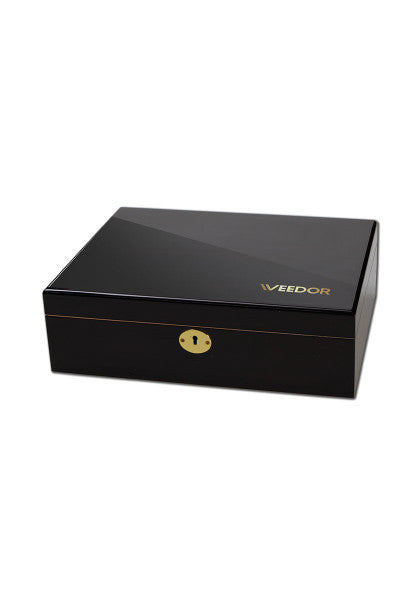 Weedor Stonerbox Hartholz mit Klavierlack, optik zu enthalten: 1 x Misch- und Rolltablett 1 x 4-tlg. Grinder aus Aluminium mit Pollensieb 1 x Papers im Kingsize-Format 1 x Booklet mit Filtertips 1 x Vorratsdose aus ViolettglasJointhülsen 1 x Holzeindrehfi